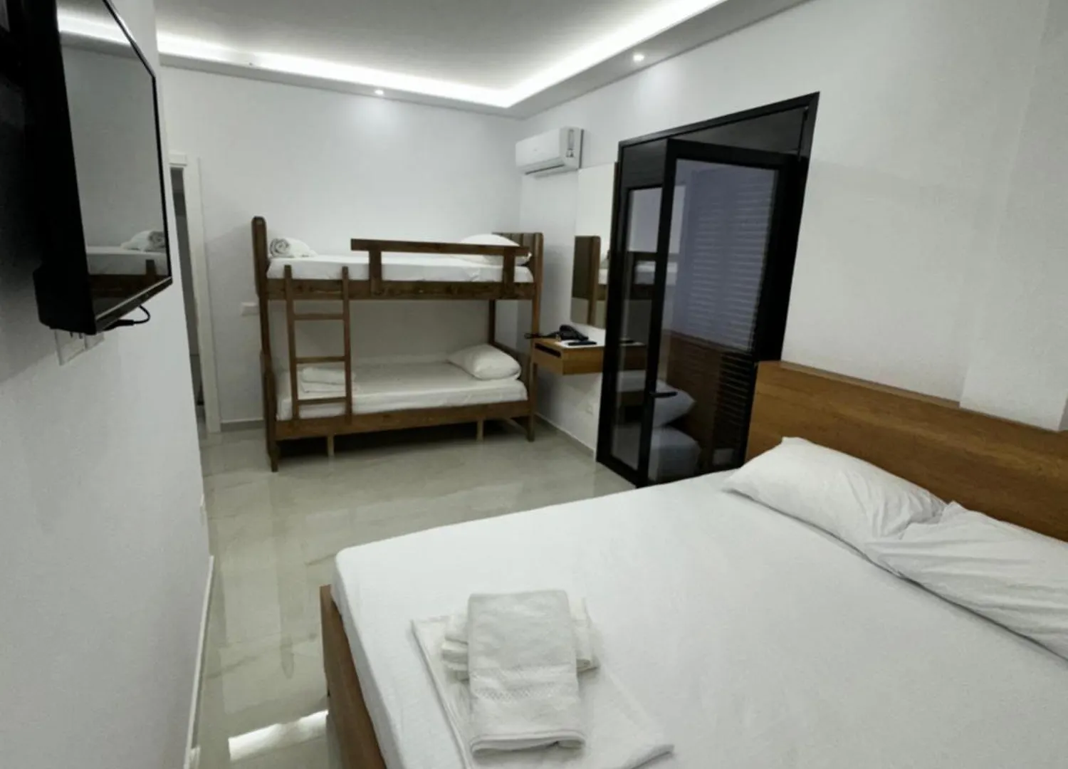 Villa Papa-Berat Hotel
