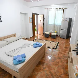 Appartement Flowers, Berat