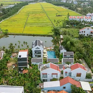 *** Station touristique Nghe Garden Vietnam